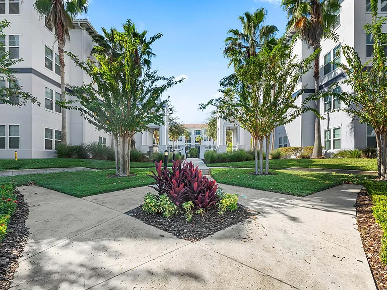 Paseo at Winter Park Village — Photo 26