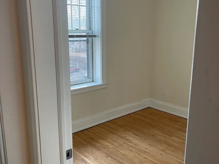 608 Selby Ave — Photo 7