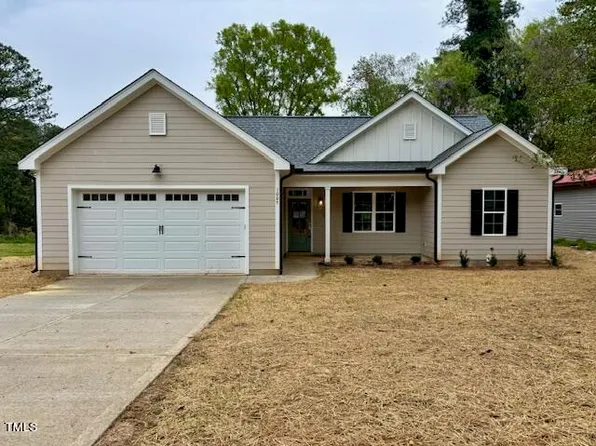 1005 Beacon Ave, Henderson, NC 27536