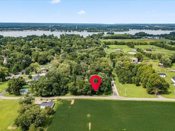 5738 Fairfield Beach Rd NE, Thornville, OH 43076