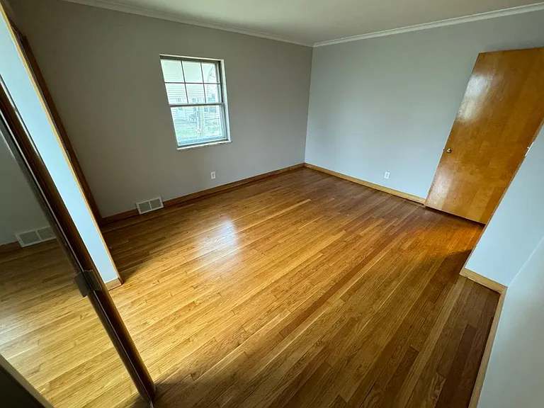 2770 Tremont Rd — Photo 27