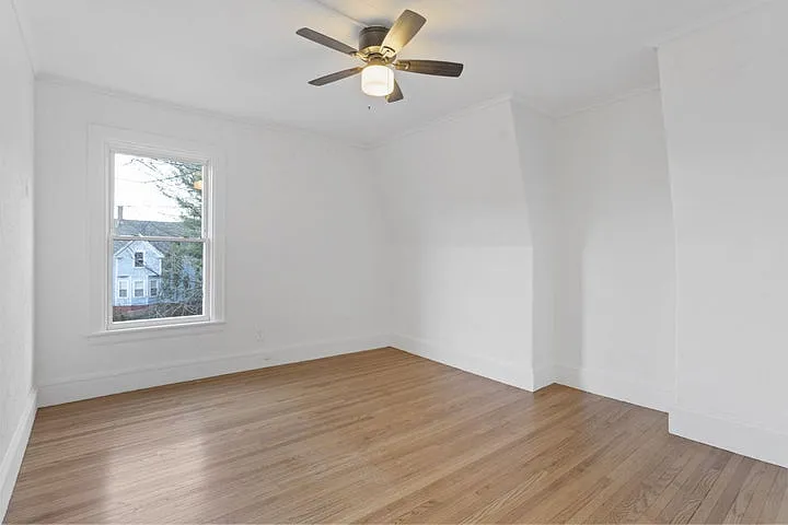 9 Charles St — Photo 13