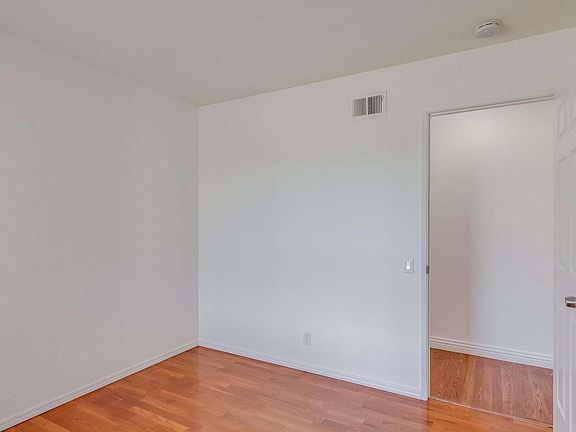 2nd image of 2948 Lovewood Way