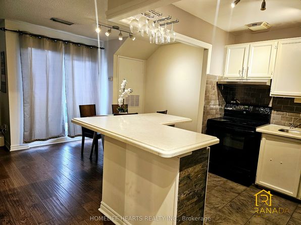 2001 Bonnymede Dr #190, Mississauga, ON L5J 4H8