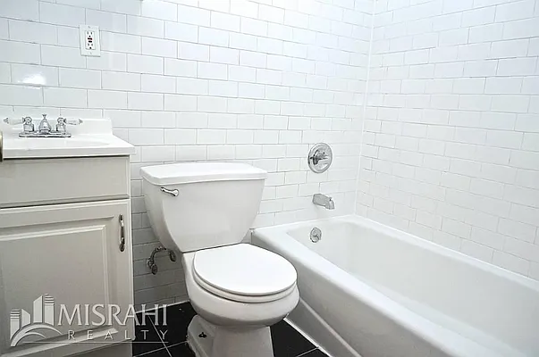 Rented by J Misrahi Realty Corp | media 32