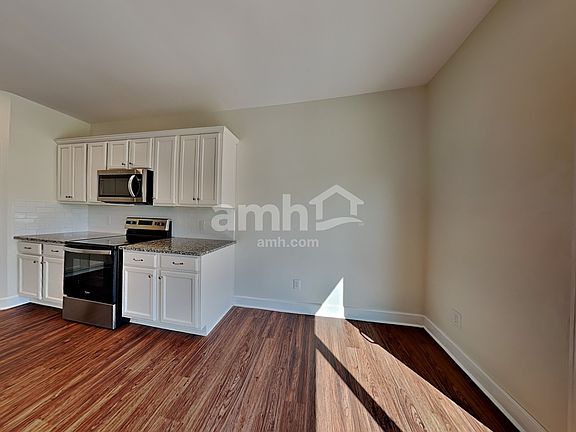 4th image of 1013 Bluewater Point Dr