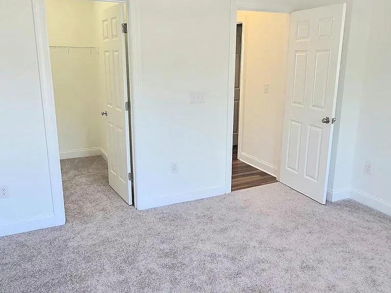 305 Savannah Ridge Rd — Photo 22