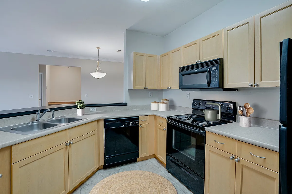 Holden - 2 Bed / 2 Bath - 1,165 Sq.Ft. - Green Mount Lakes
