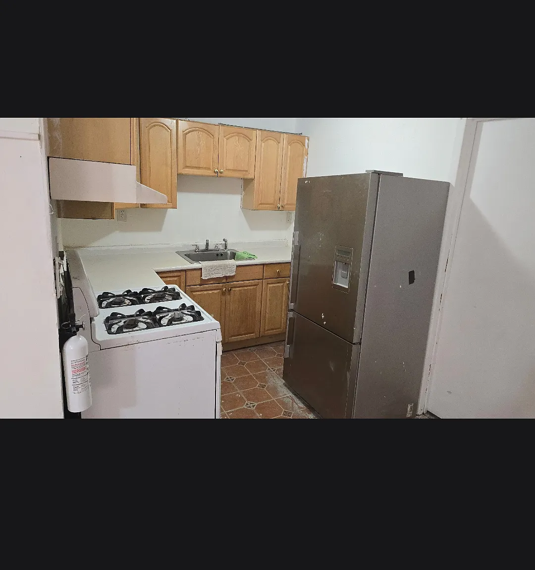 126 Seaview Ave — Photo 4