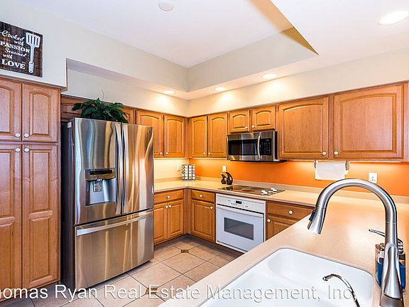 5th image of 3313 Sunset Key Cir Unit 403-1