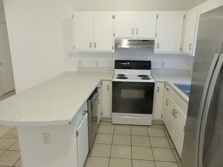 5111 Flint Ave — Photo 3