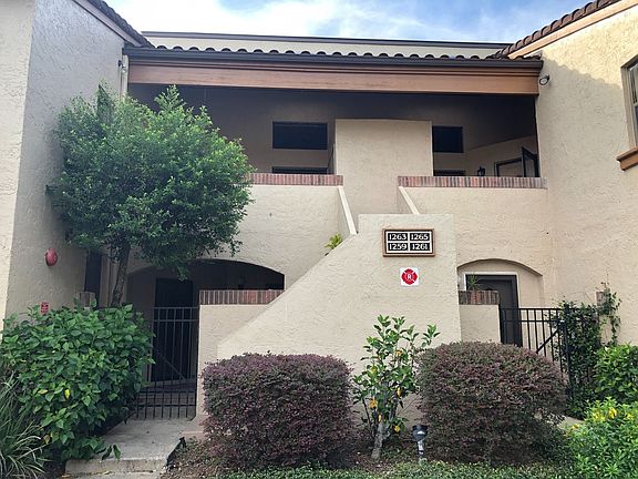 2nd image of 1263 Lake Willisara Cir