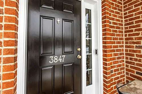 3847 Green St Photo 1