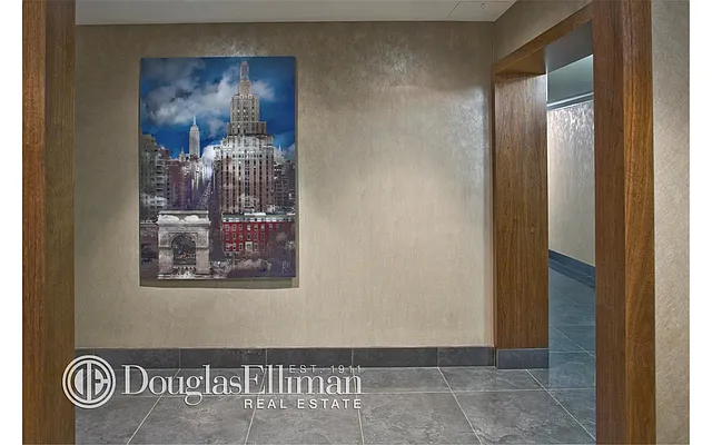 Rented by Douglas Elliman | media 23