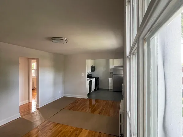 (undisclosed Address), Oakland Gardens, NY 11364