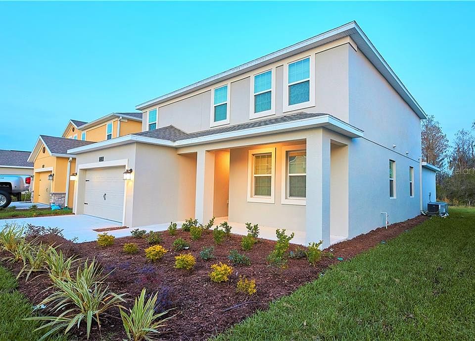 1st image of 2353 Crescent Moon St