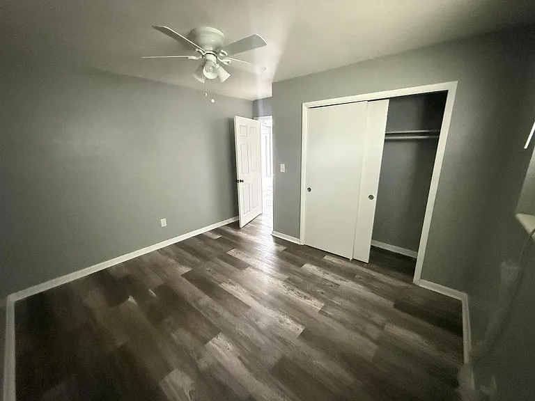 4109 SW 24th St — Photo 17
