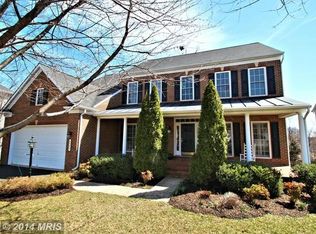 5089 Twinbrook Run Dr, Fairfax, VA 22032