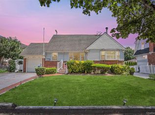 64 Hodson Avenue, Lynbrook, NY 11563