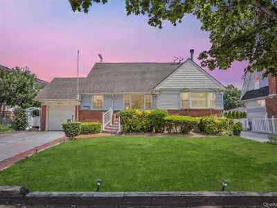 64 Hodson Avenue, Lynbrook, NY, 11563