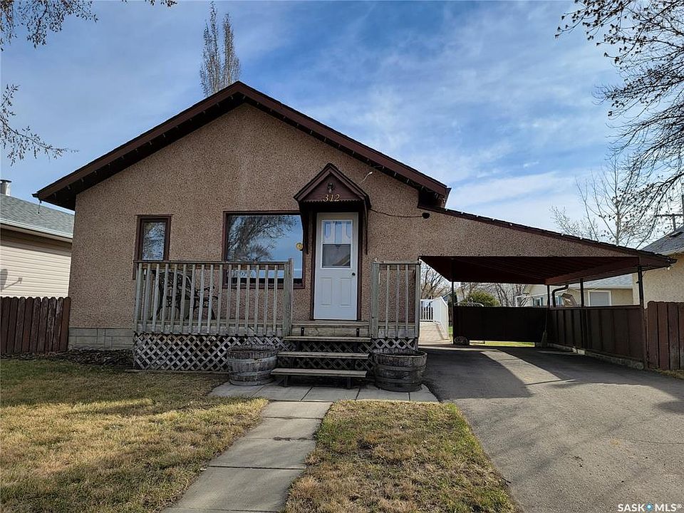 1st image of 312 6th AVENUE E