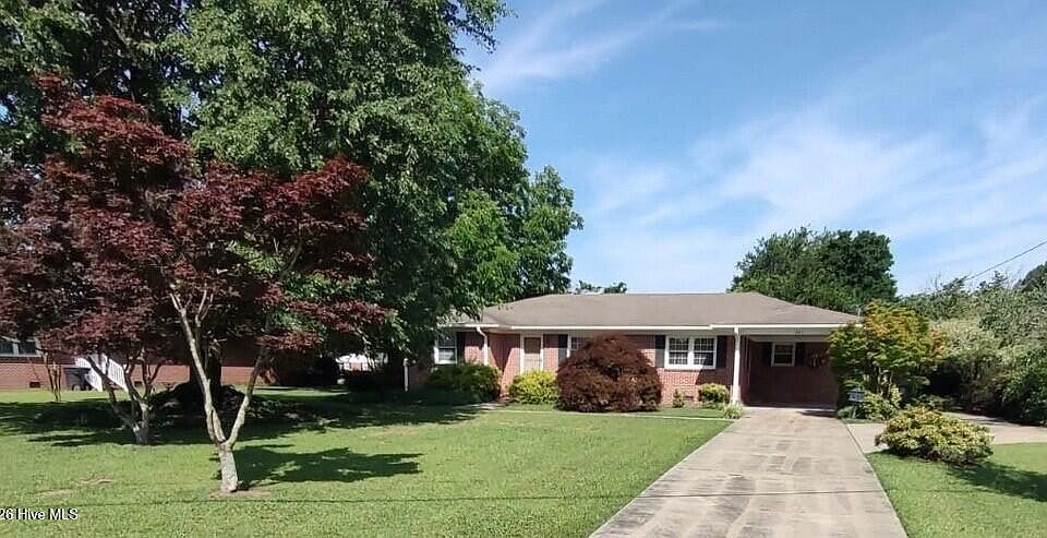 1st image of 703 Underwood Street