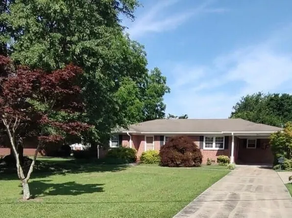 703 Underwood Street, Clinton, NC 28328