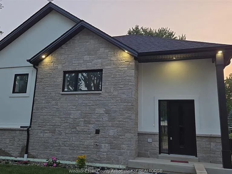 121 Allison Ave — Photo 1