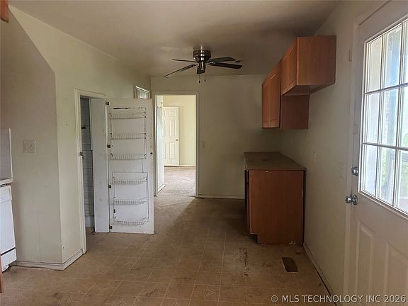 3rd image of 503 N 3rd St