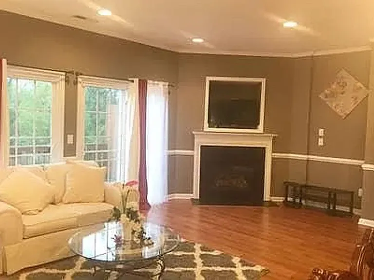 116 Linden Park Ln — Photo 2
