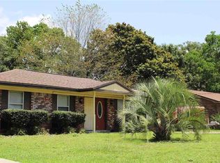 4890 Oakland Dr, Pensacola, FL 32526