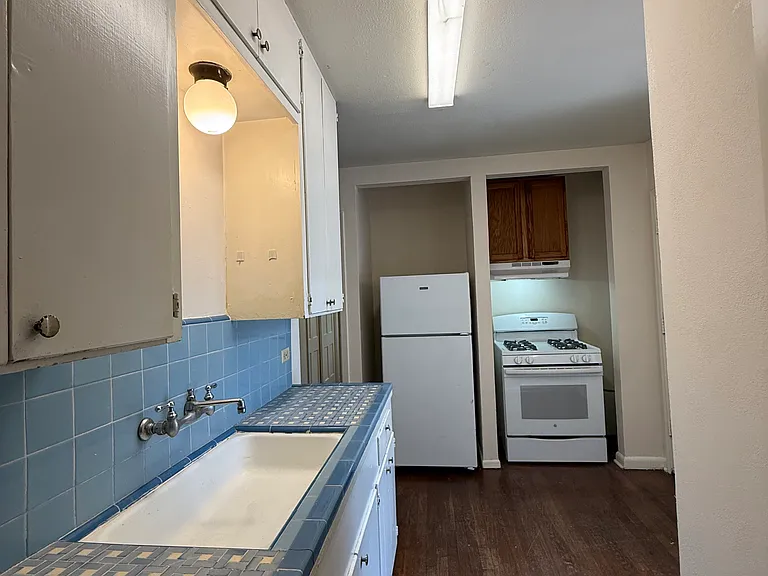 230 E Mulberry Ave #2 — Photo 8