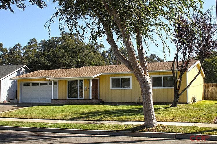 1st image of 5372 Stanford Dr