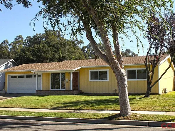 5372 Stanford Dr, Santa Maria, CA 93455