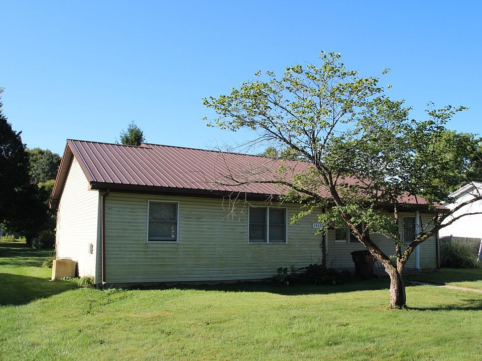 1st image of 1465-1483 1st St