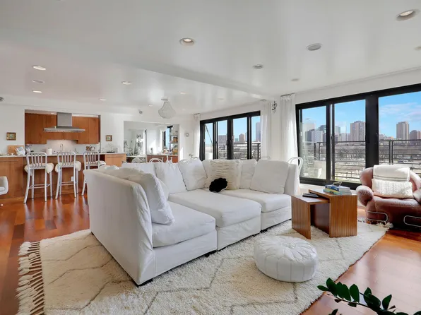 48 Groveland Ter Unit 414, Minneapolis, MN 55403