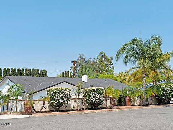 3rd image of 1136 Alamos Dr