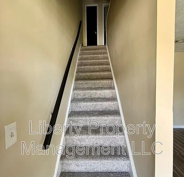5752 Aftonshire Dr — Photo 10