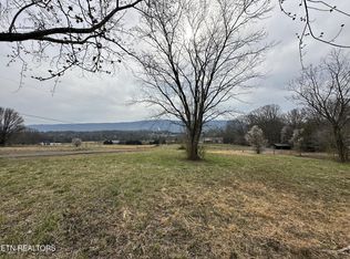 538 County Road 804, Etowah, TN 37331