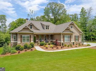 5410 Spinner Ln, Gainesville, GA 30506