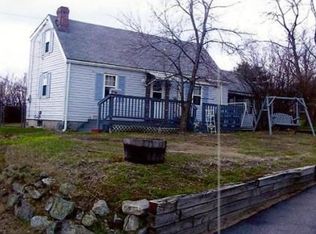 1 Pleasant St, Dracut, MA 01826