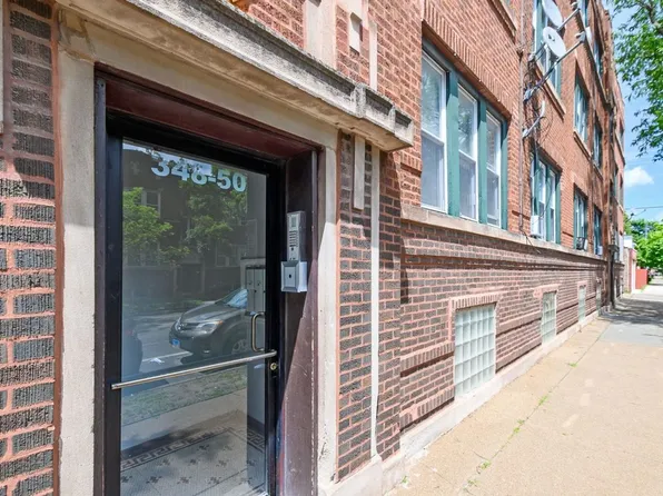 7557-59 S. Calumet Ave. / 348-58 E 76th St.