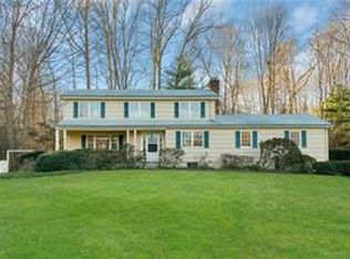 11 Heather Ln, Greenwich, CT 06831