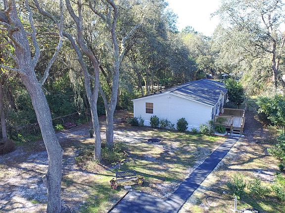 5th image of 1670 NW 118th Ter