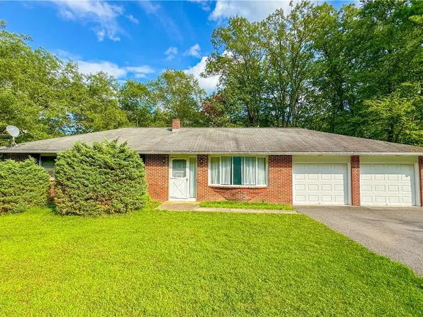 814 Resica Falls Rd, East Stroudsburg, PA 18302