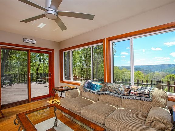 5th image of 421 Legate Hill Rd