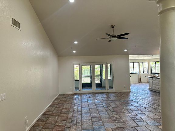 4th image of 11361 N 129th Way