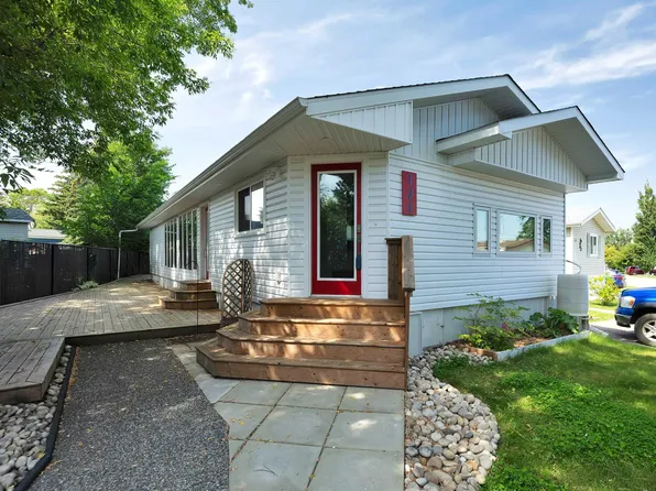 121 Willow Park Est, Leduc, AB T9E 5R9