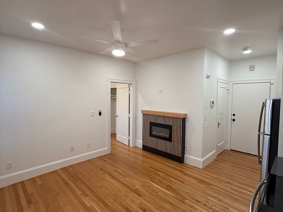 1st image of 1244 2nd Ave APT 106