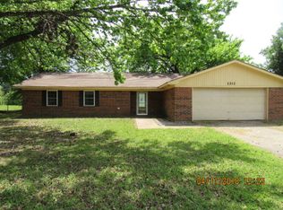 2212 Salt Works Rd, Palestine, TX 75803